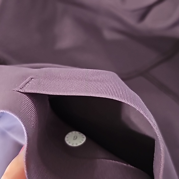 Lululemon 3/4 Casual Stretch Leggings - Picture 9 of 10